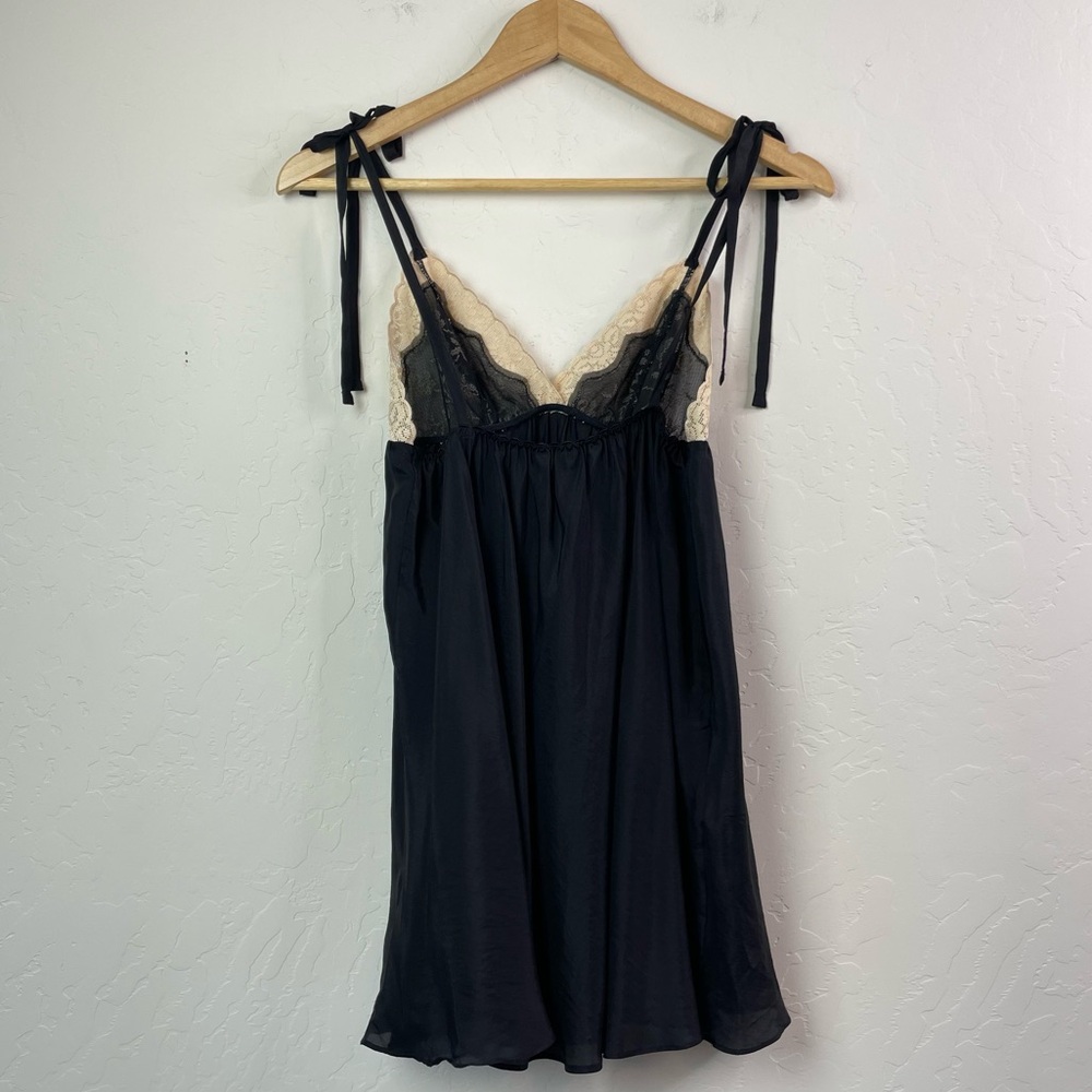NWT Victoria’s Secret Lace Silk Babydoll Bow Romantic Lingerie Slip Dress Small - Picture 4 of 15